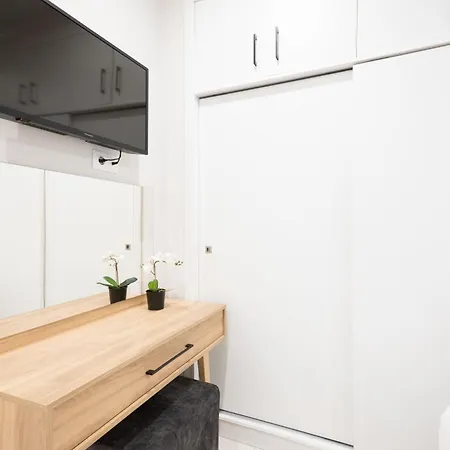 Apartmán F & B Collection - Center Hidden Gem Soluň